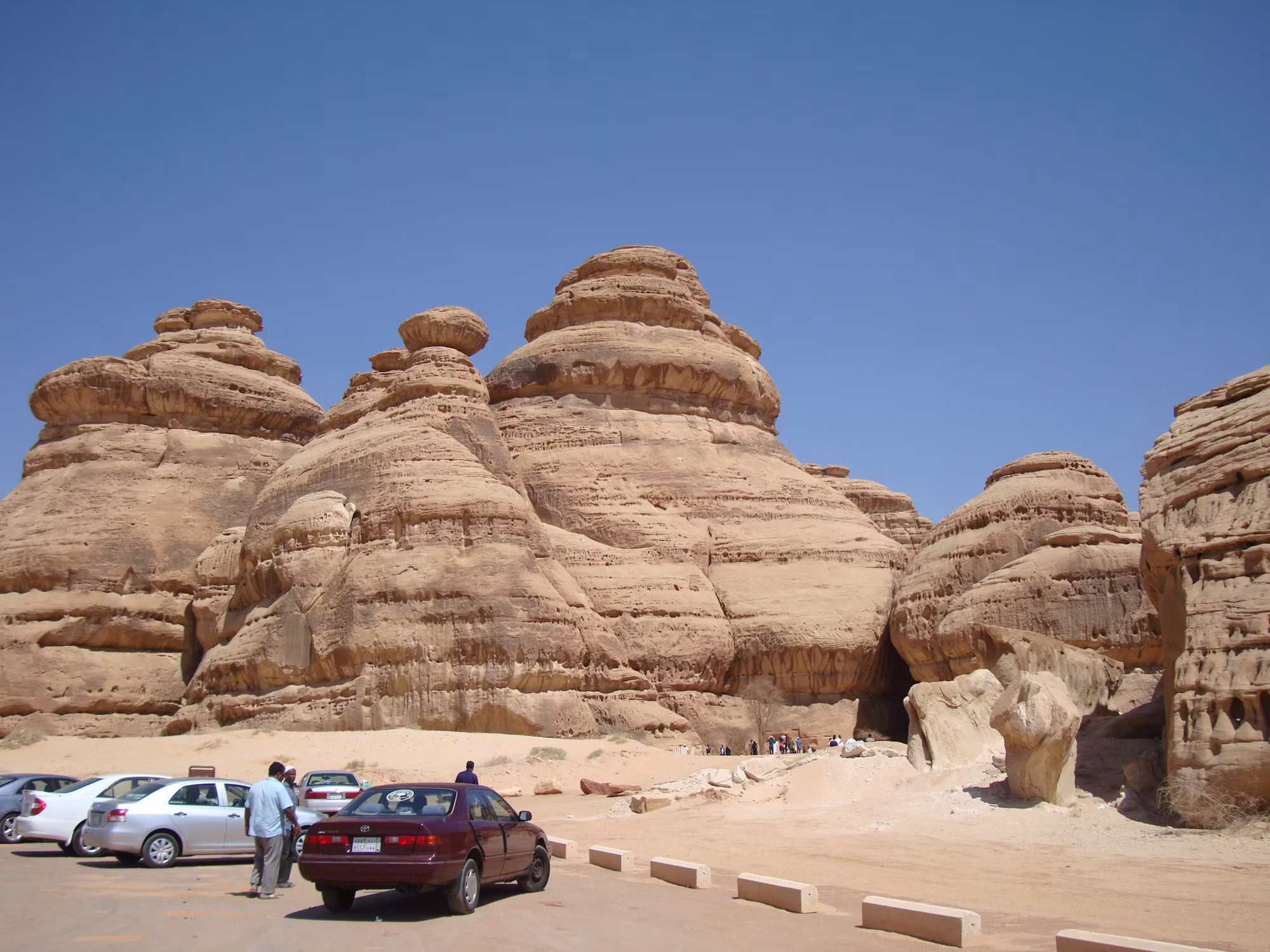Cultural Travel: Exploring the Heart of Destinations